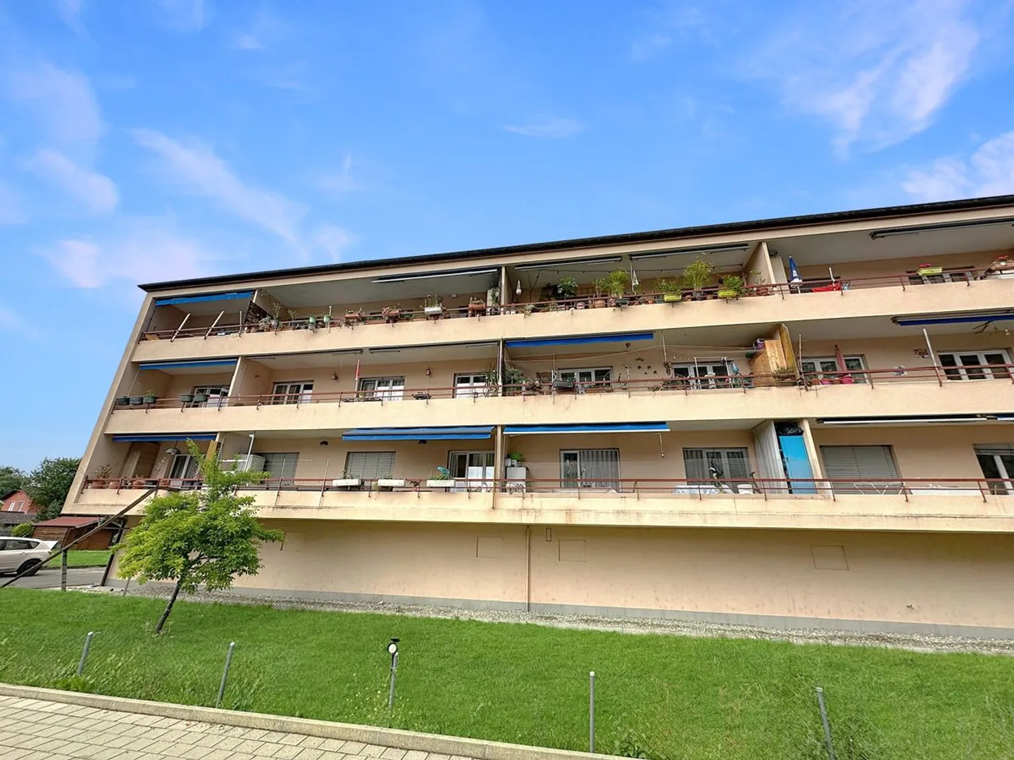 In vendita a Villeneuve (VD) - Bell'appartamento di 4,5 locali con vista libera e balcone esposto a sud - Foto 8 di 9
