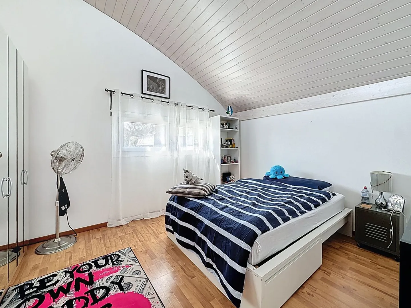 A unique property between sky, lake and mountains - Photo 11 of 13