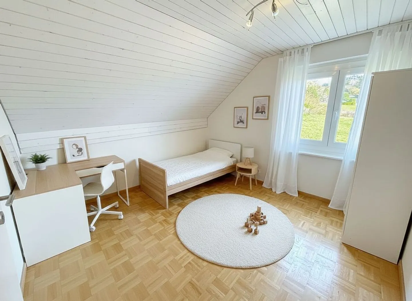 Belle maison familiale de 6,5 pièces avec véranda, jardin arboré et panneaux solaires - Ursy (FR) - Foto 9 von 13