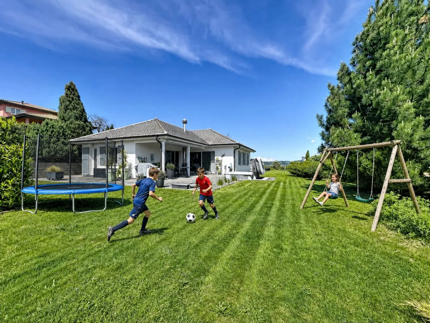 Villa Charmante avec Piscine - Photo 2 sur 13
