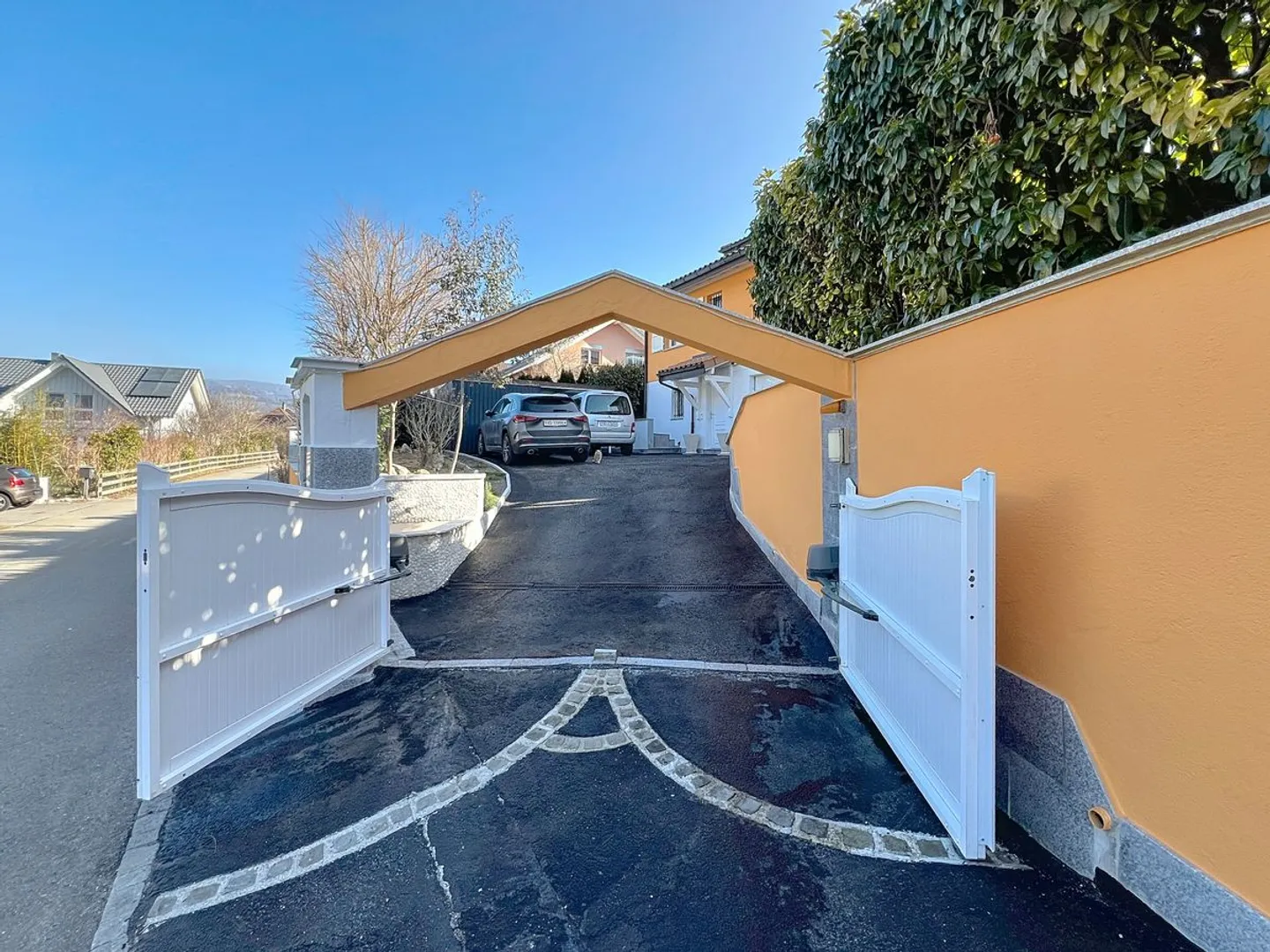 Magnifica casa indipendente ristrutturata e in perfette condizioni, ideale per una famiglia. - Foto 2 di 13