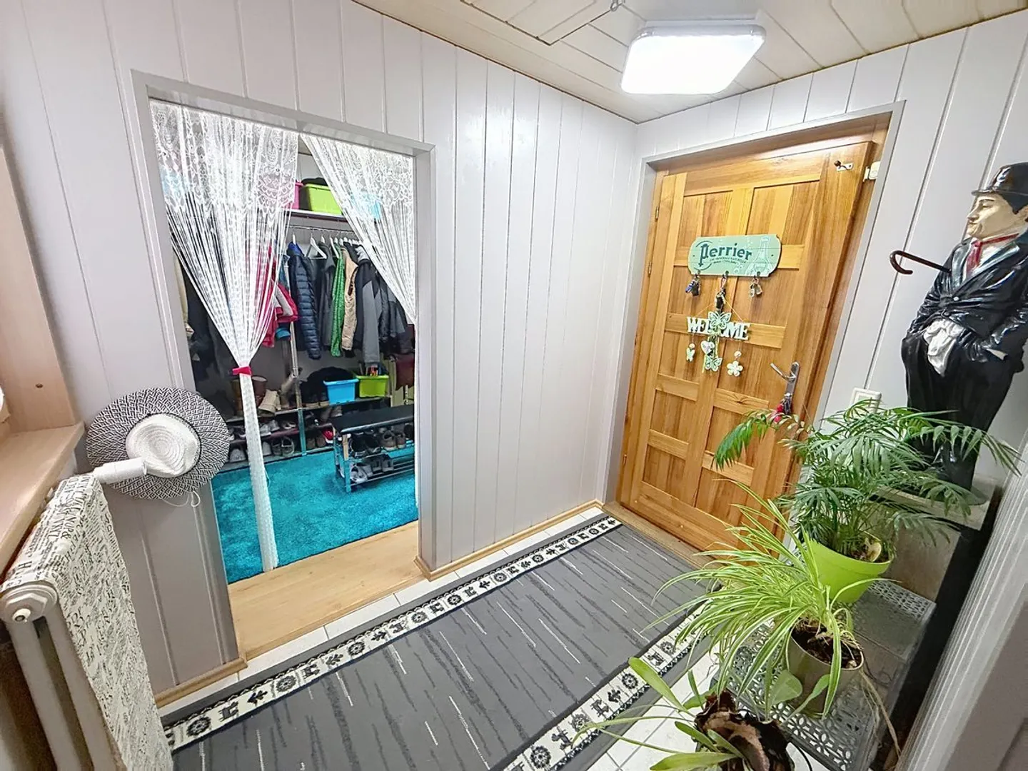 Moderne Villa mit Solarenergie - Foto 4 von 13