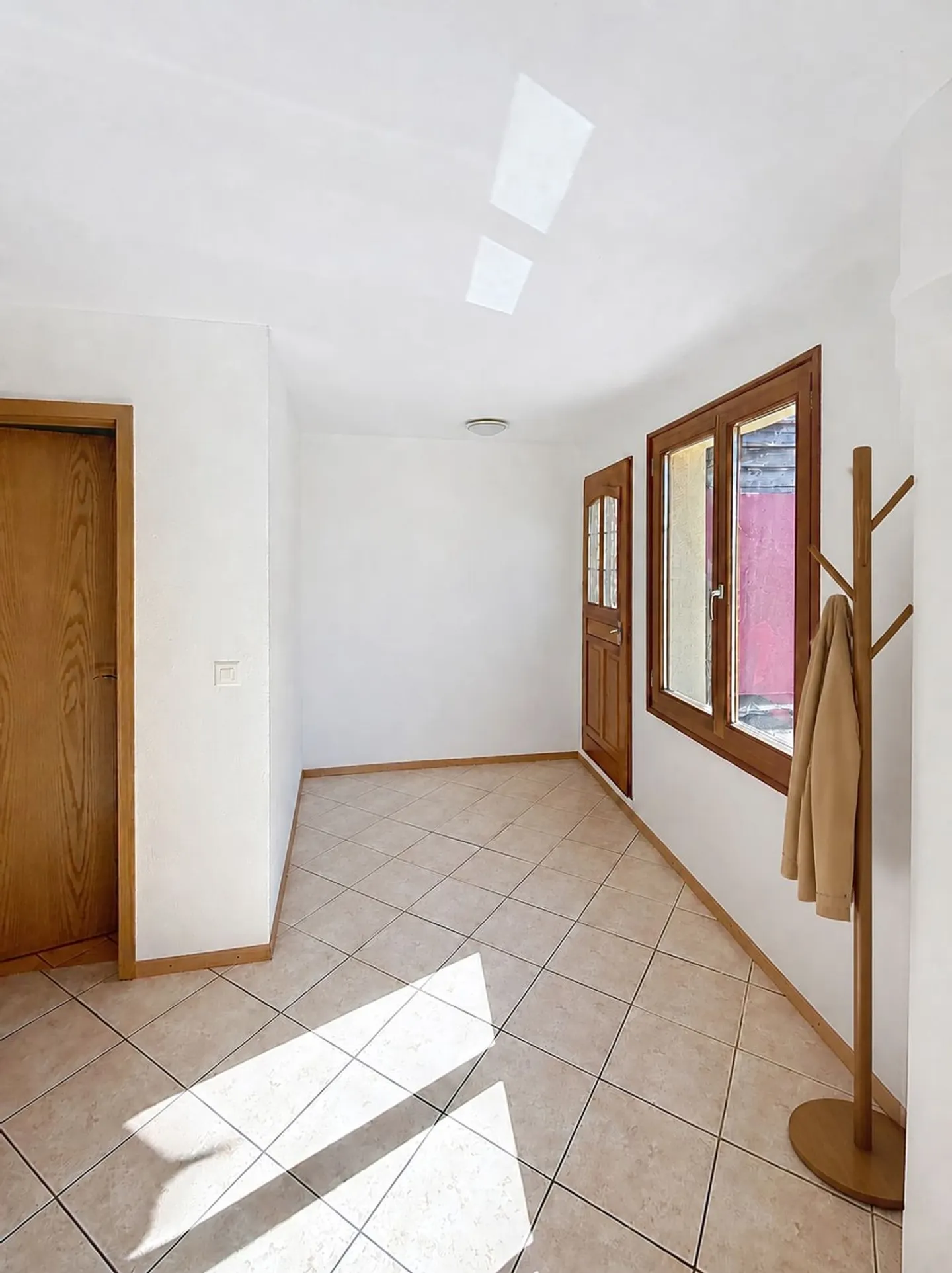 Enfin une maison où toute votre famille trouve sa place, à 7 min de Bercher, du LEB et des écoles - Foto 4 von 13