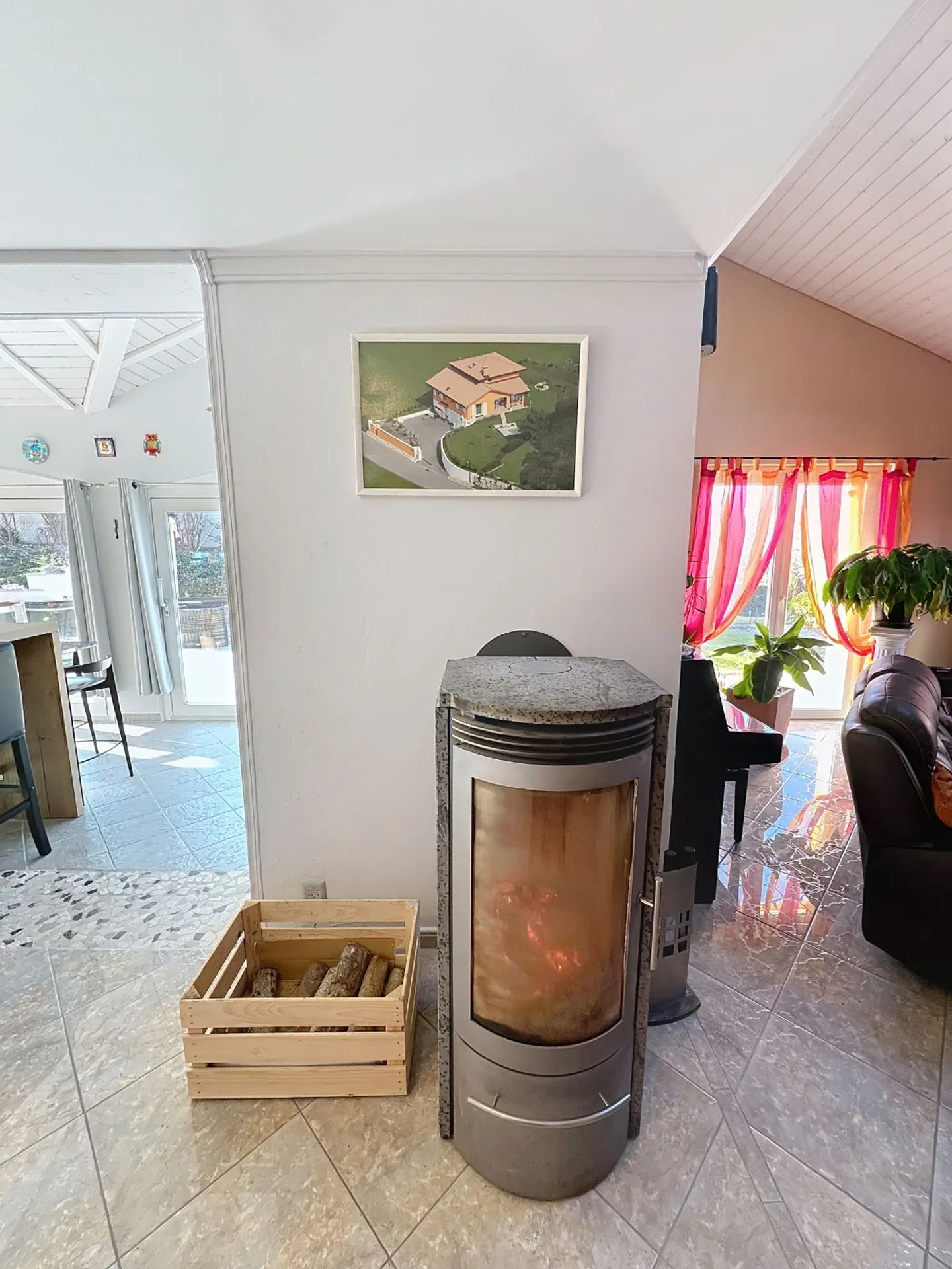 Magnifica casa indipendente ristrutturata e in perfette condizioni, ideale per una famiglia. - Foto 7 di 13