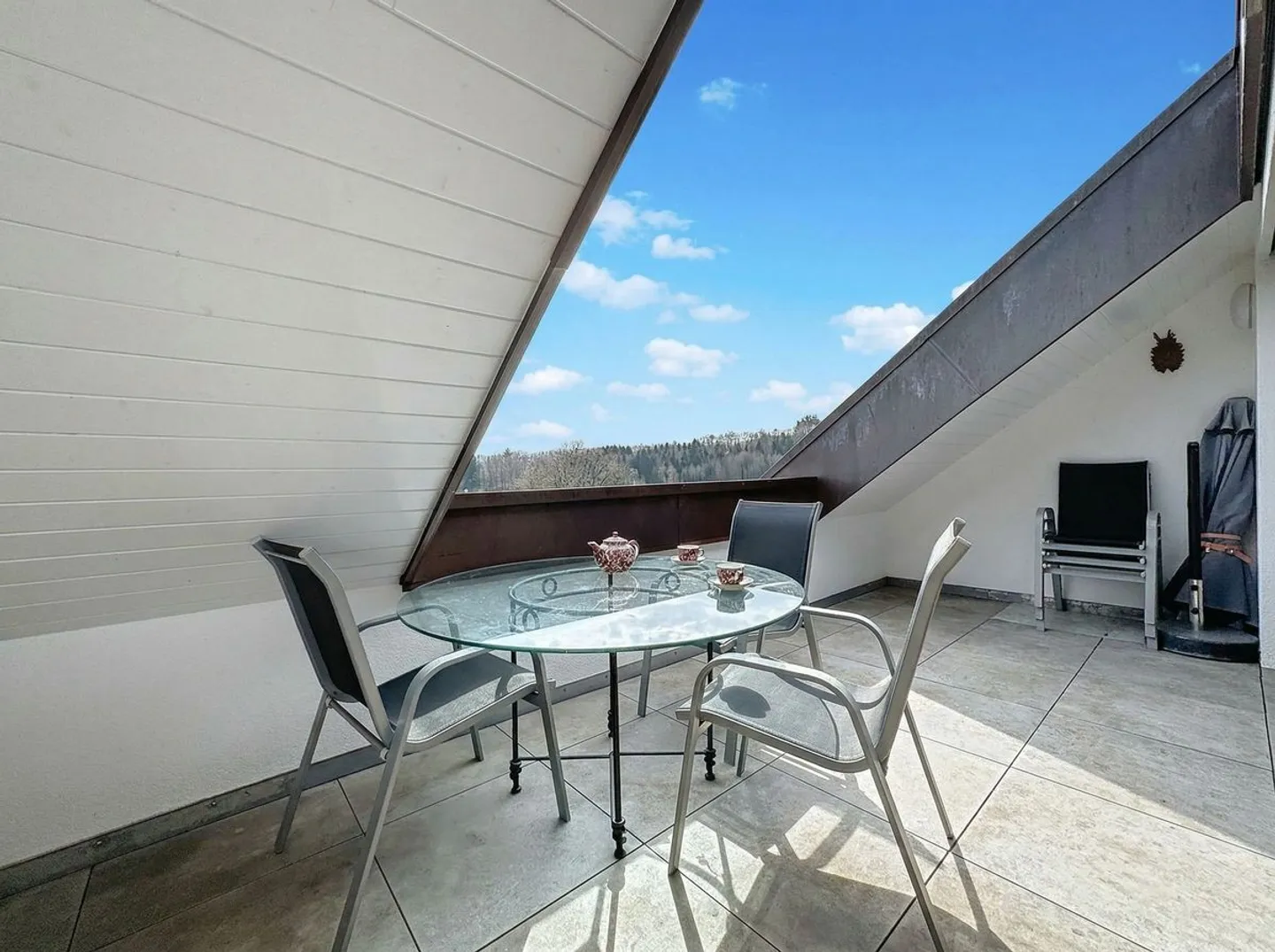 Außergewöhnliches Penthouse-Duplex mit Panoramablick und modernen Annehmlichkeiten - Foto 12 von 13