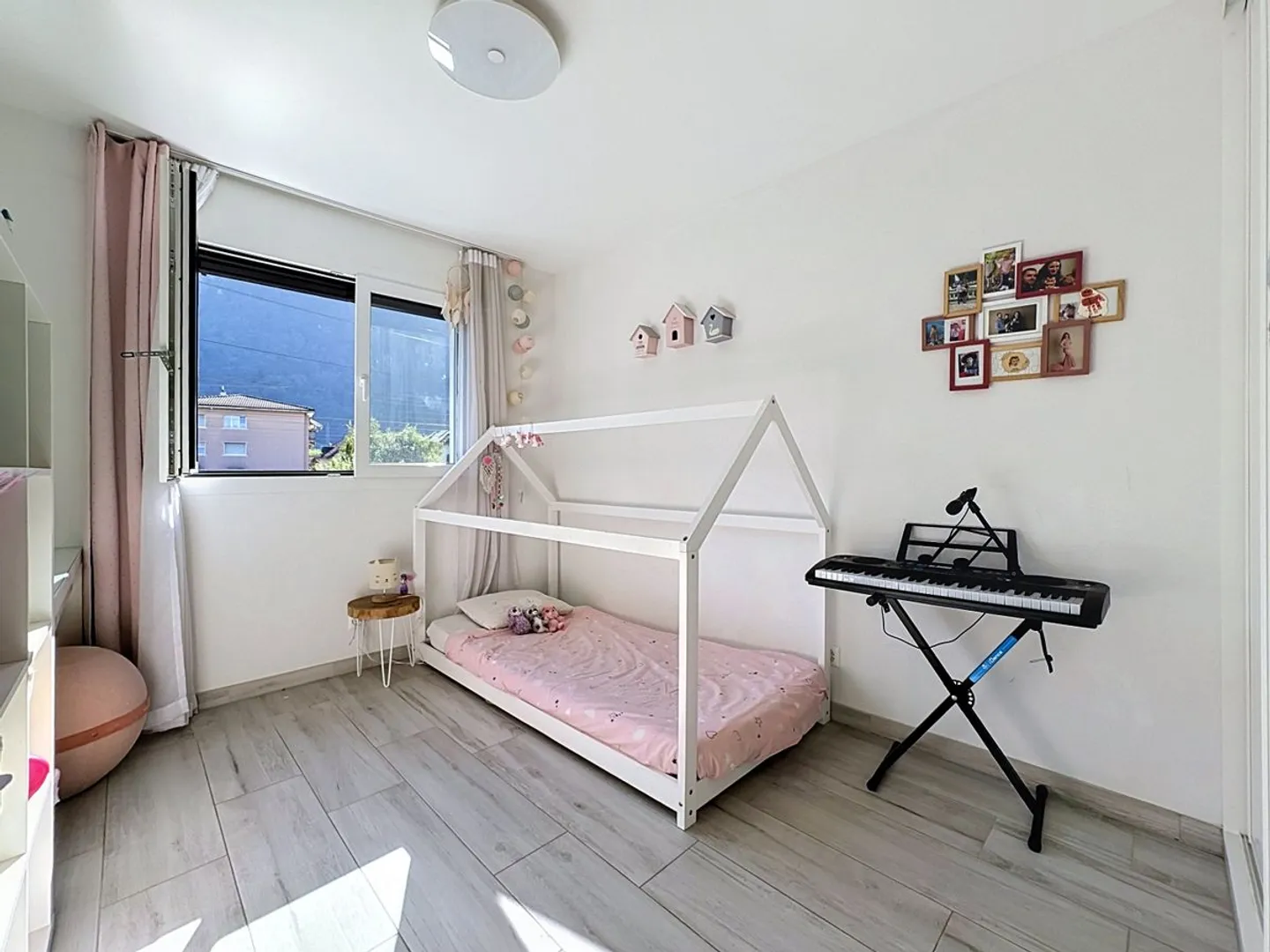 Rare, 4,5 pièces lumineux, terrasse de 39 m2 plein Sud - Foto 6 von 13
