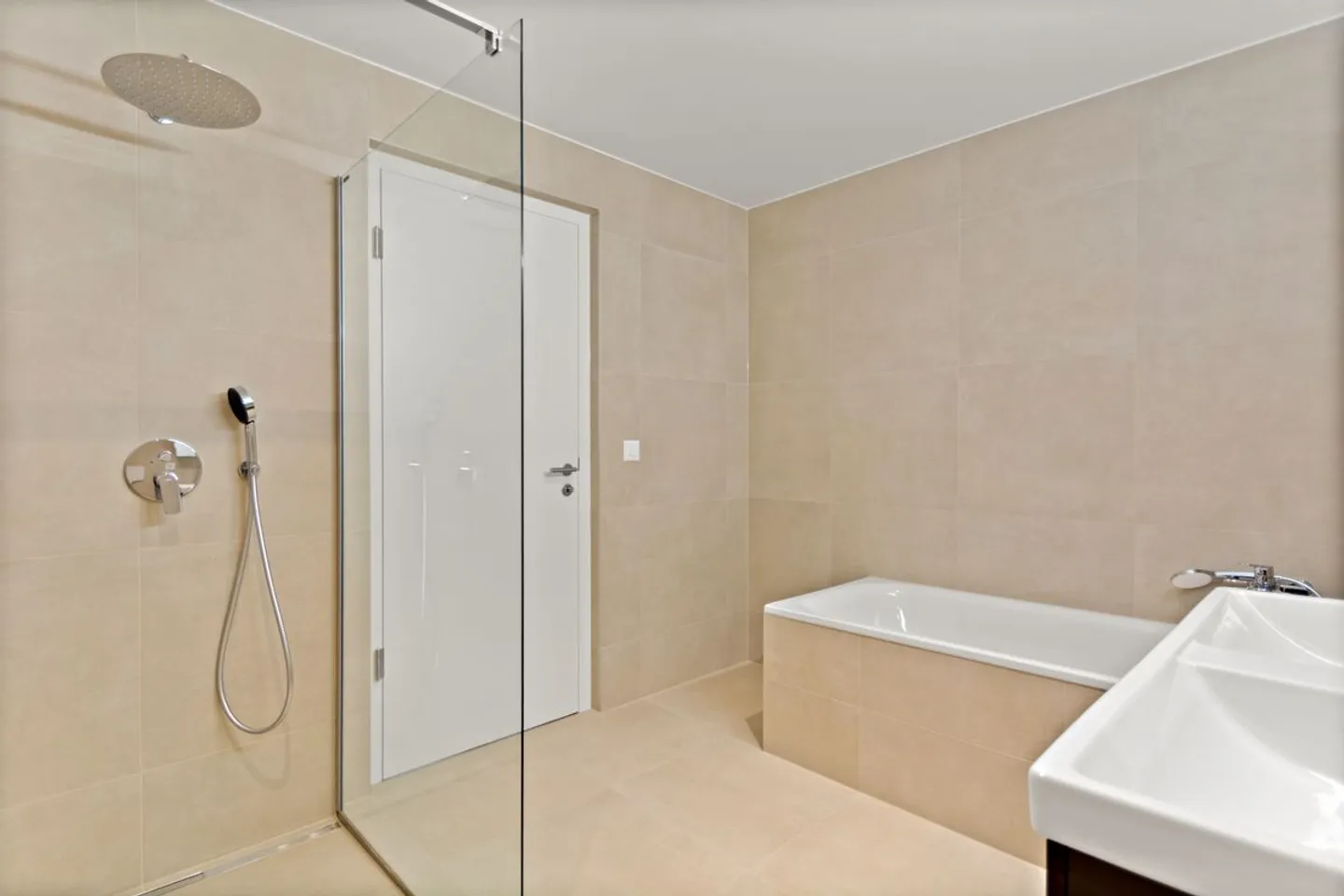 Neuchâtel - Superbo appartamento 3.5 locali Minergie-P con balcone e finiture di alta gamma appartamento E - Foto 7 di 7