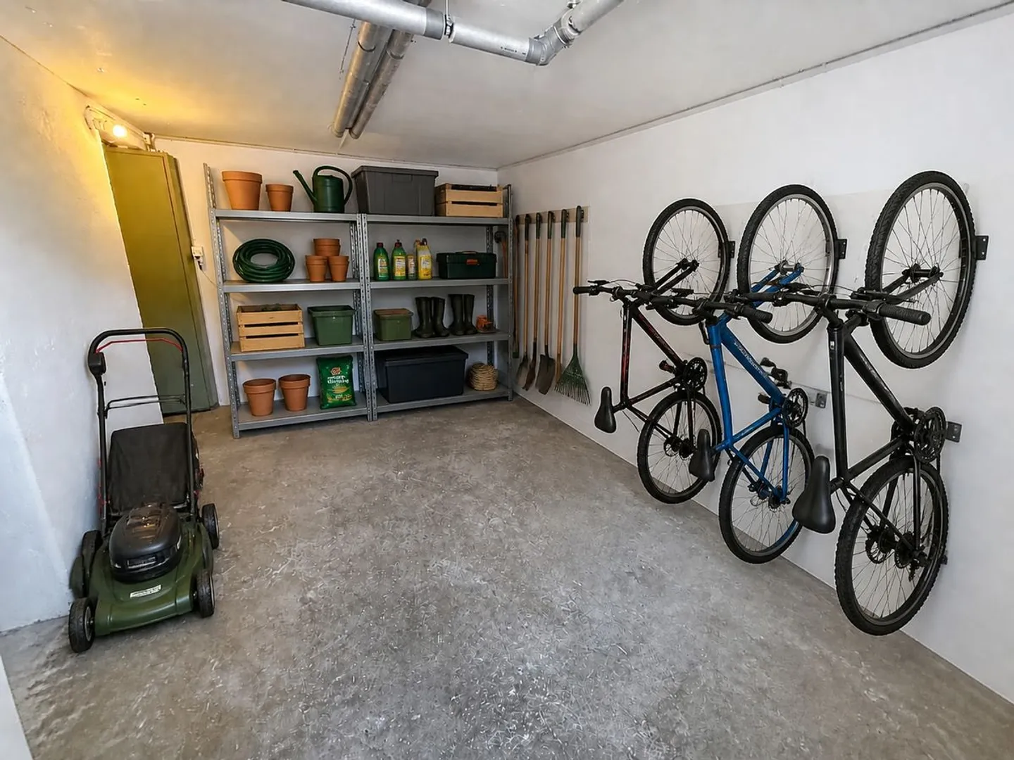 Wunderschöne 4,5-Zimmer-Wohnung mit separatem Eingang, privatem Garten und freiem Blick - Foto 9 von 11