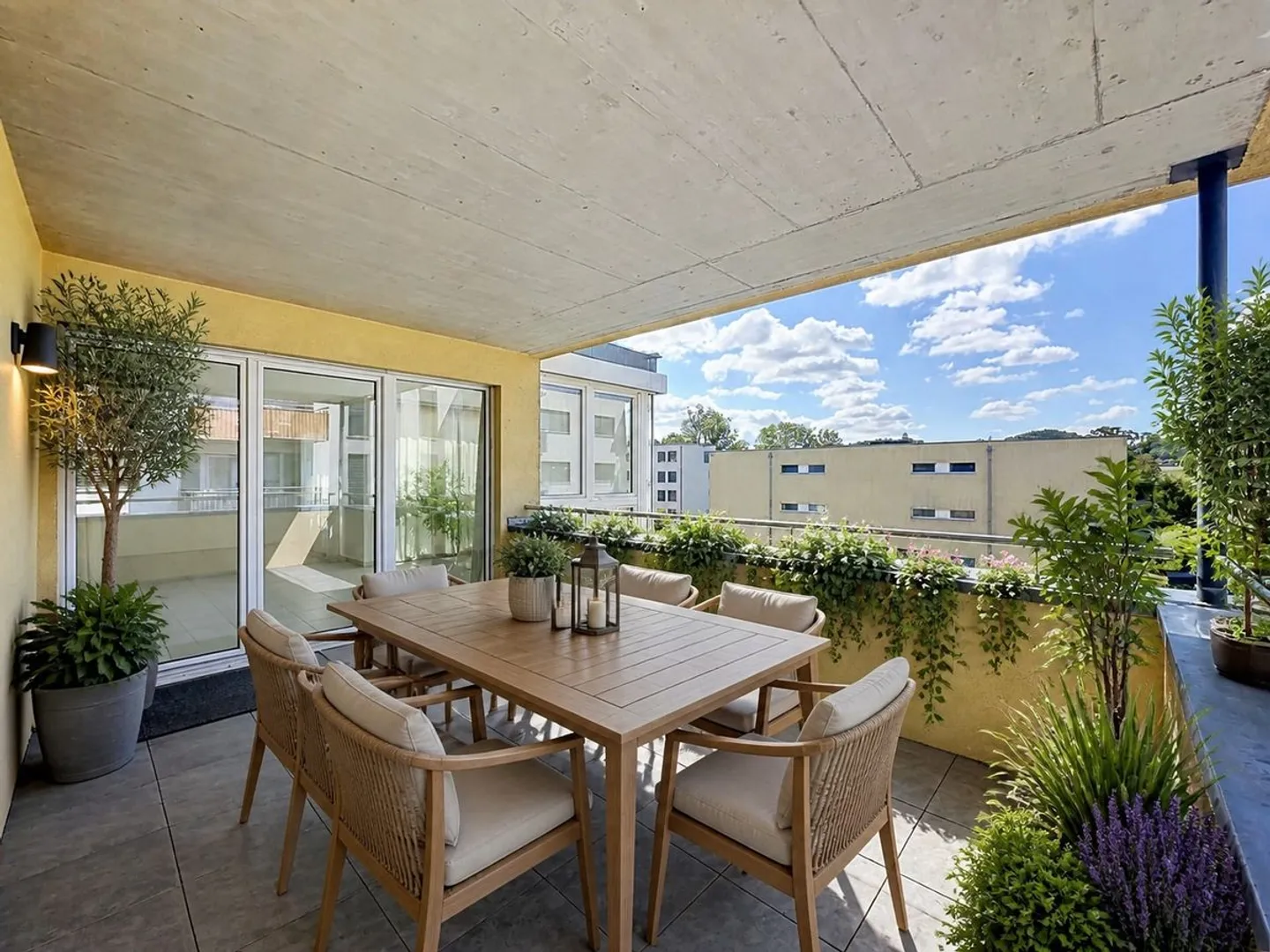 Appartamento ristrutturato con vista lago - Foto 10 di 12