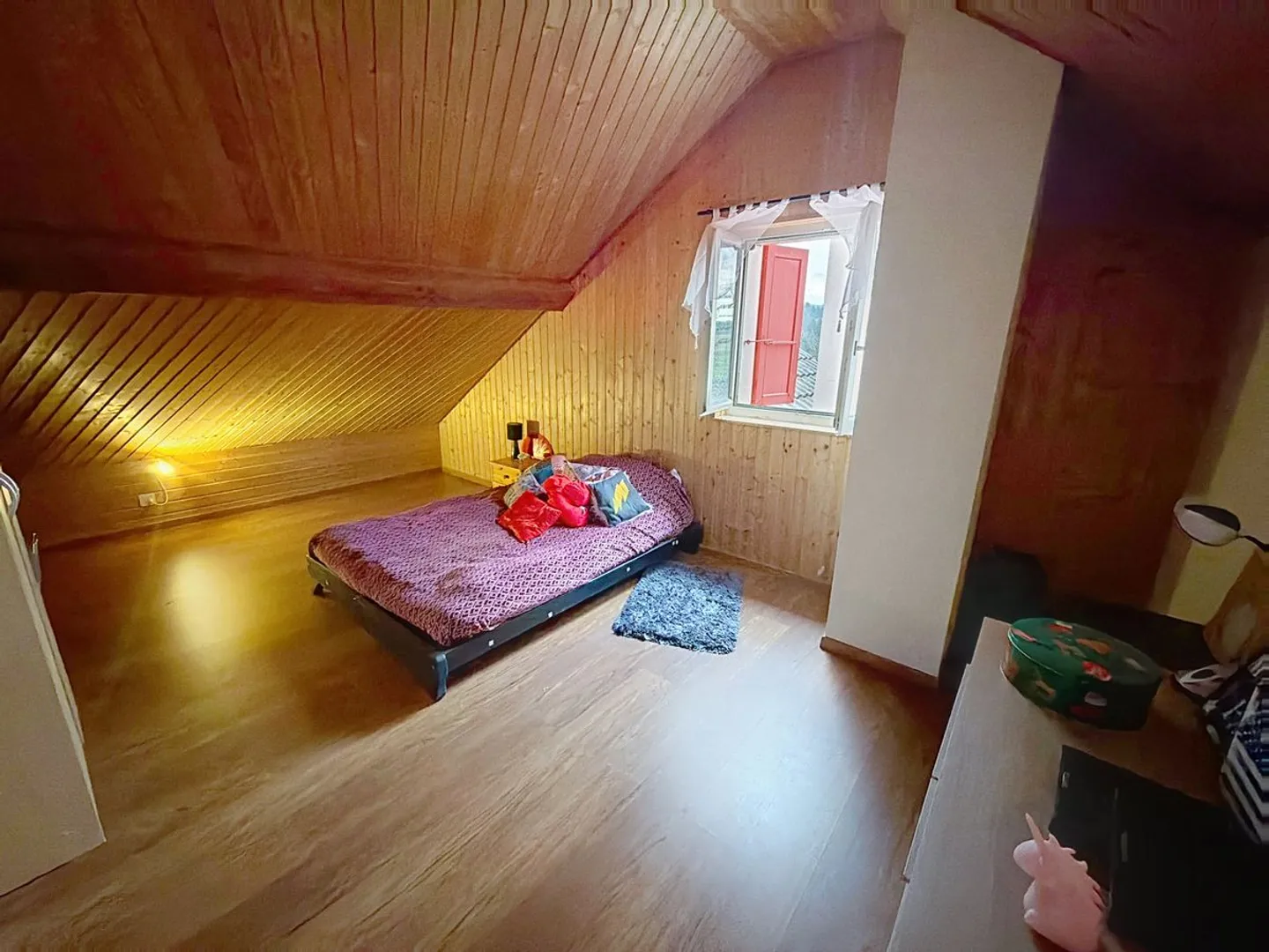 Family Home with Workshop - Photo 10 of 13