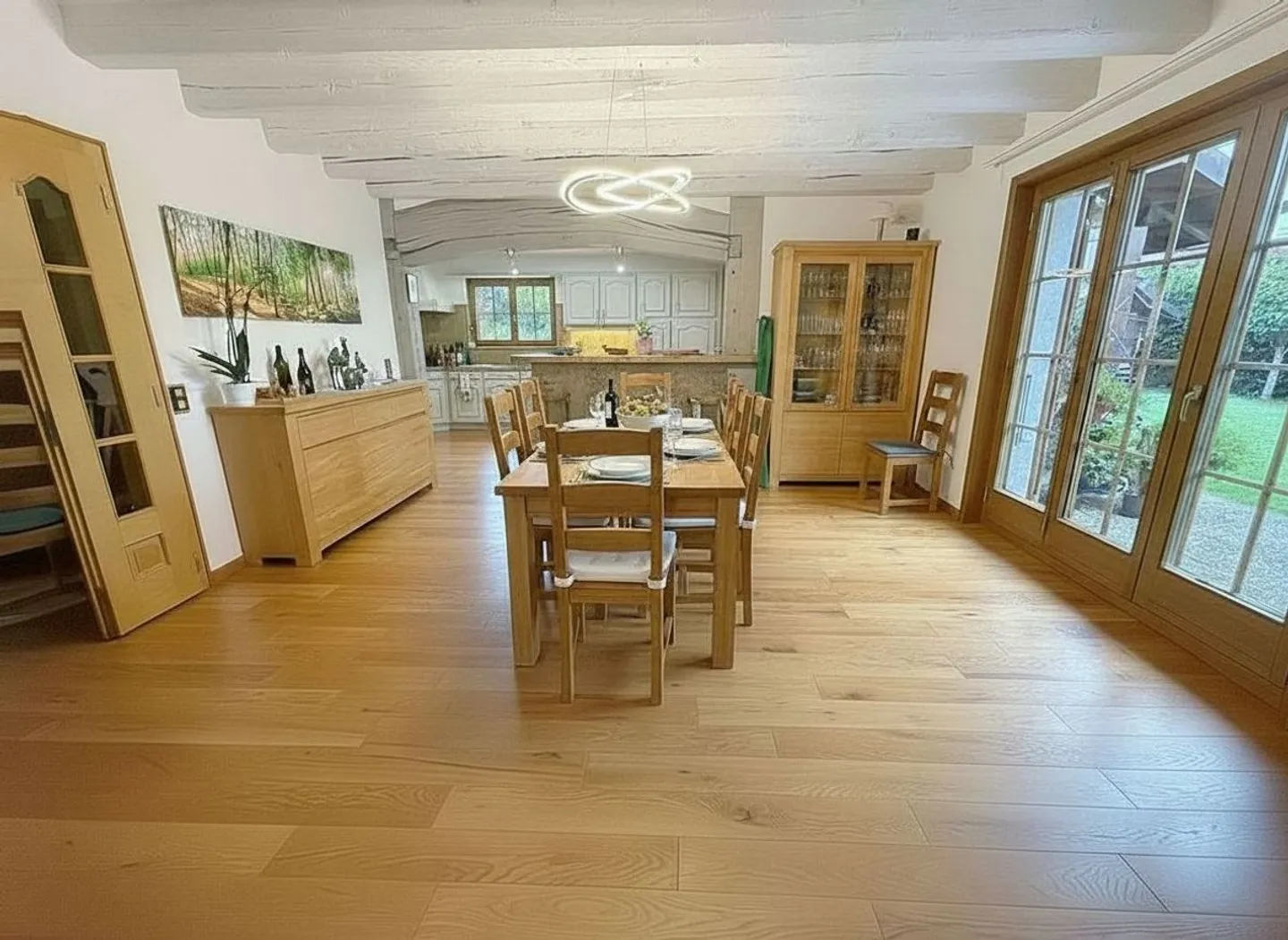 Exceptional House - Autonomous, Rentable and Renovated with Refinement 10 Minutes from Romont - Photo 10 of 13
