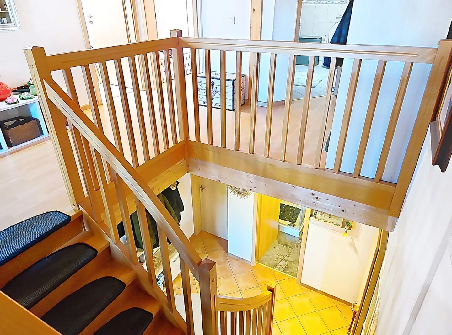 GEBÄUDE FÜR MIETINVESTITION - SEHR GUTE BEDINGUNGEN IN DER NÄHE VON PAYERNE UND ESTAVAYER - Foto 9 von 11