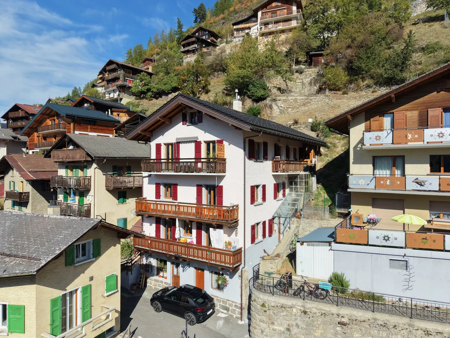 Set von zwei Wohnungen mit Grundstück in Isérables - Foto 1 von 13