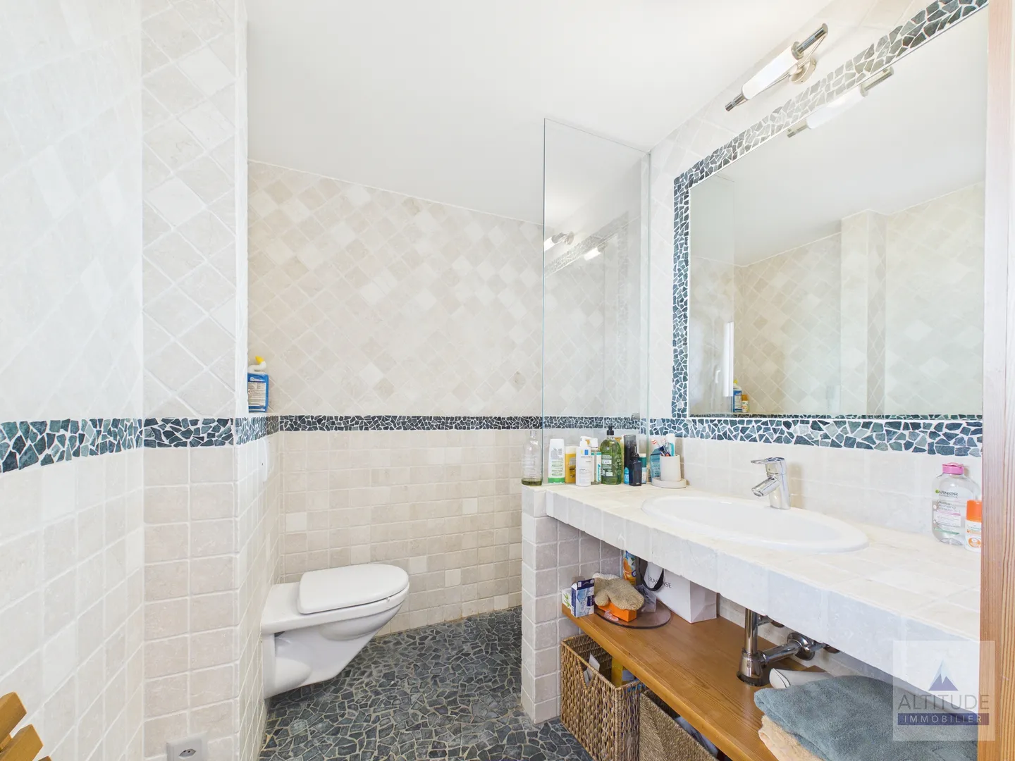 St-Jean - Photo 9 of 13