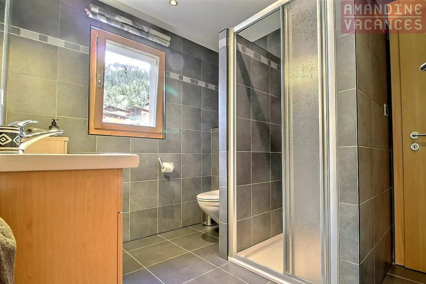 Chalet heart of the resort, Ovronnaz - 4 bedrooms - Photo 5 of 13