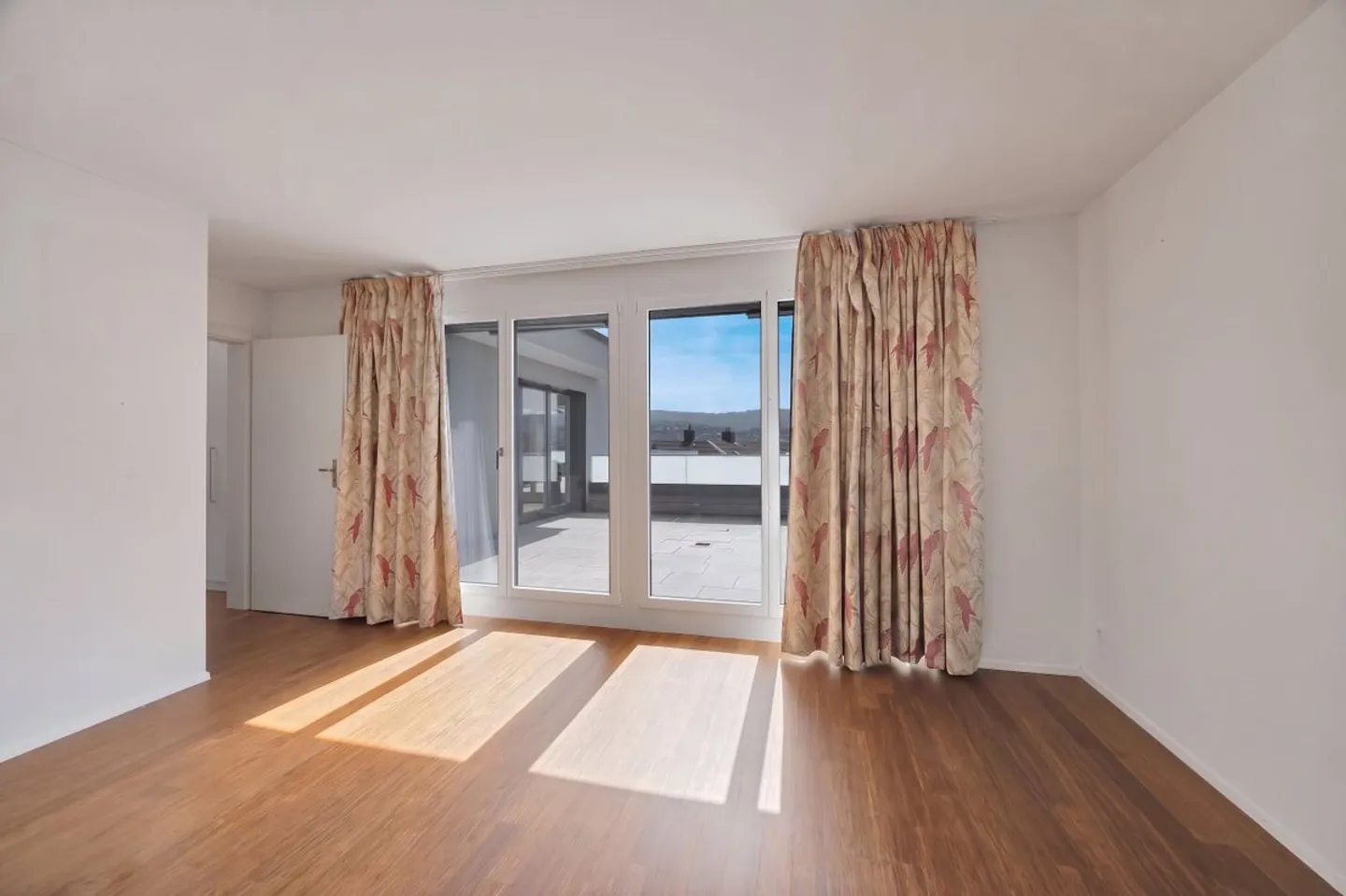 Appartamento attico lussuoso con vista mozzafiato sul lago di Zurigo - Foto 6 di 8