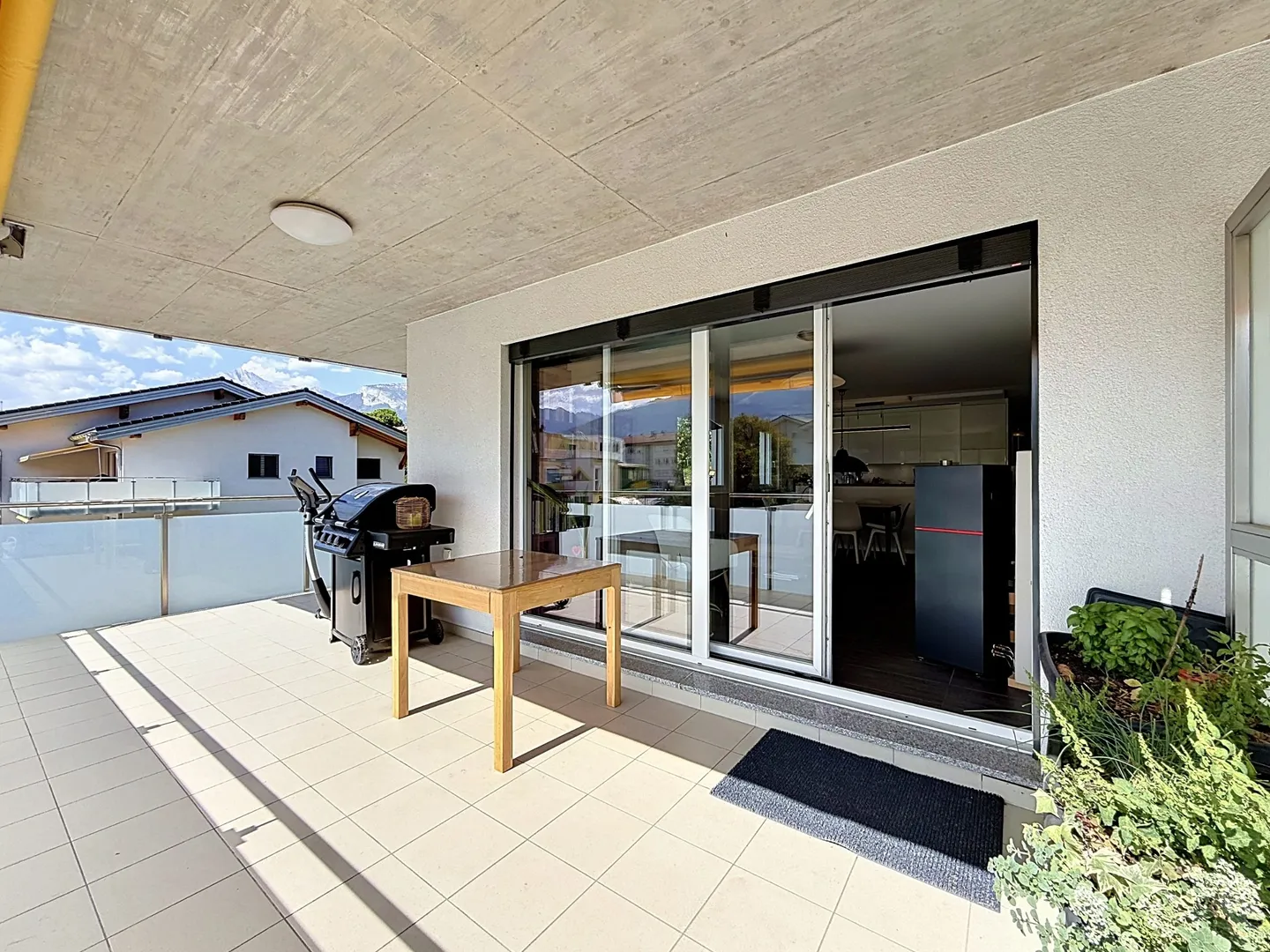 Superbo appartamento luminoso di 4.5 locali con balcone a Grimisuat - Vicino ai servizi - Foto 7 di 13