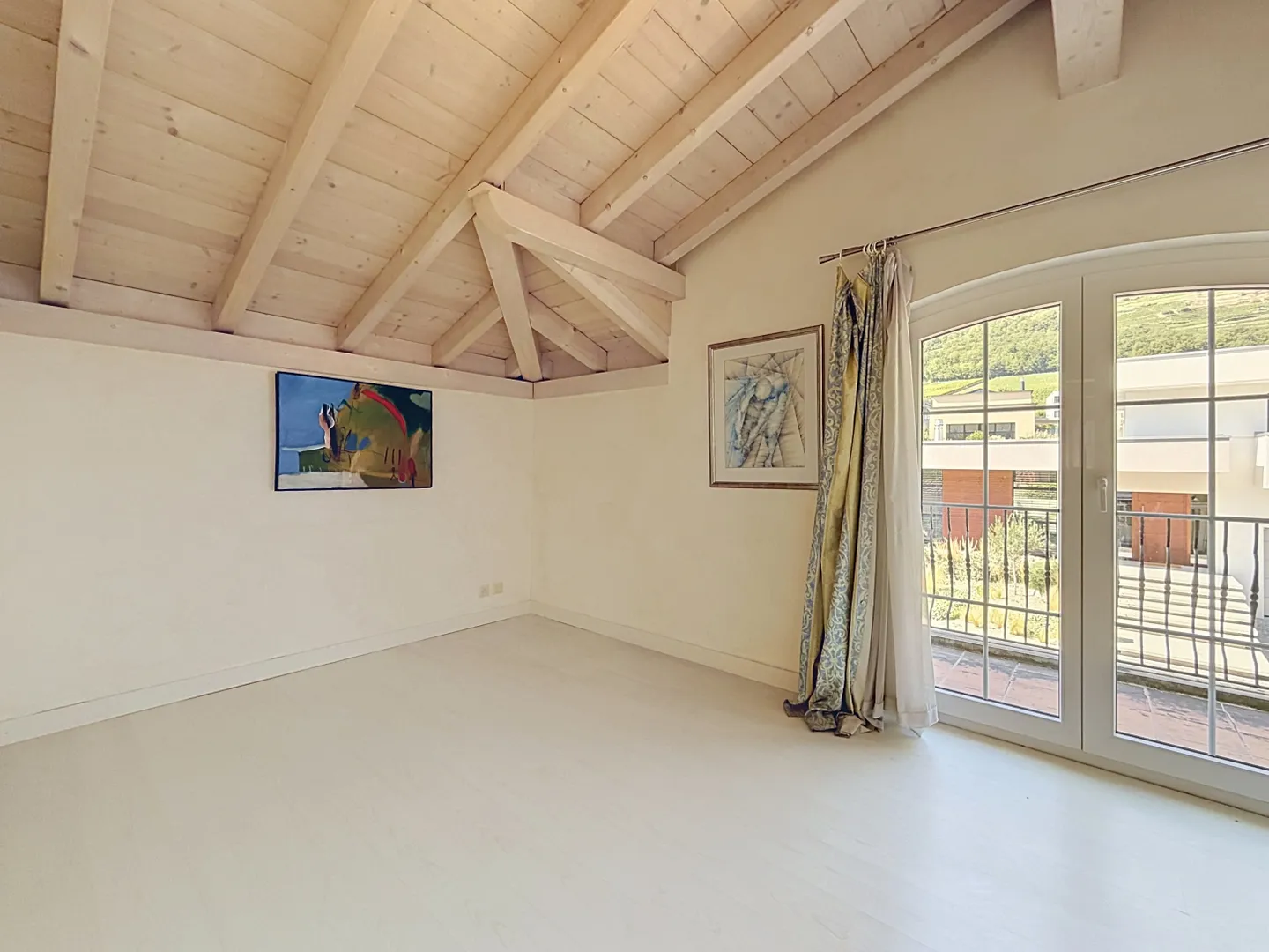 Villa spacieuse avec piscine - Photo 12 sur 13