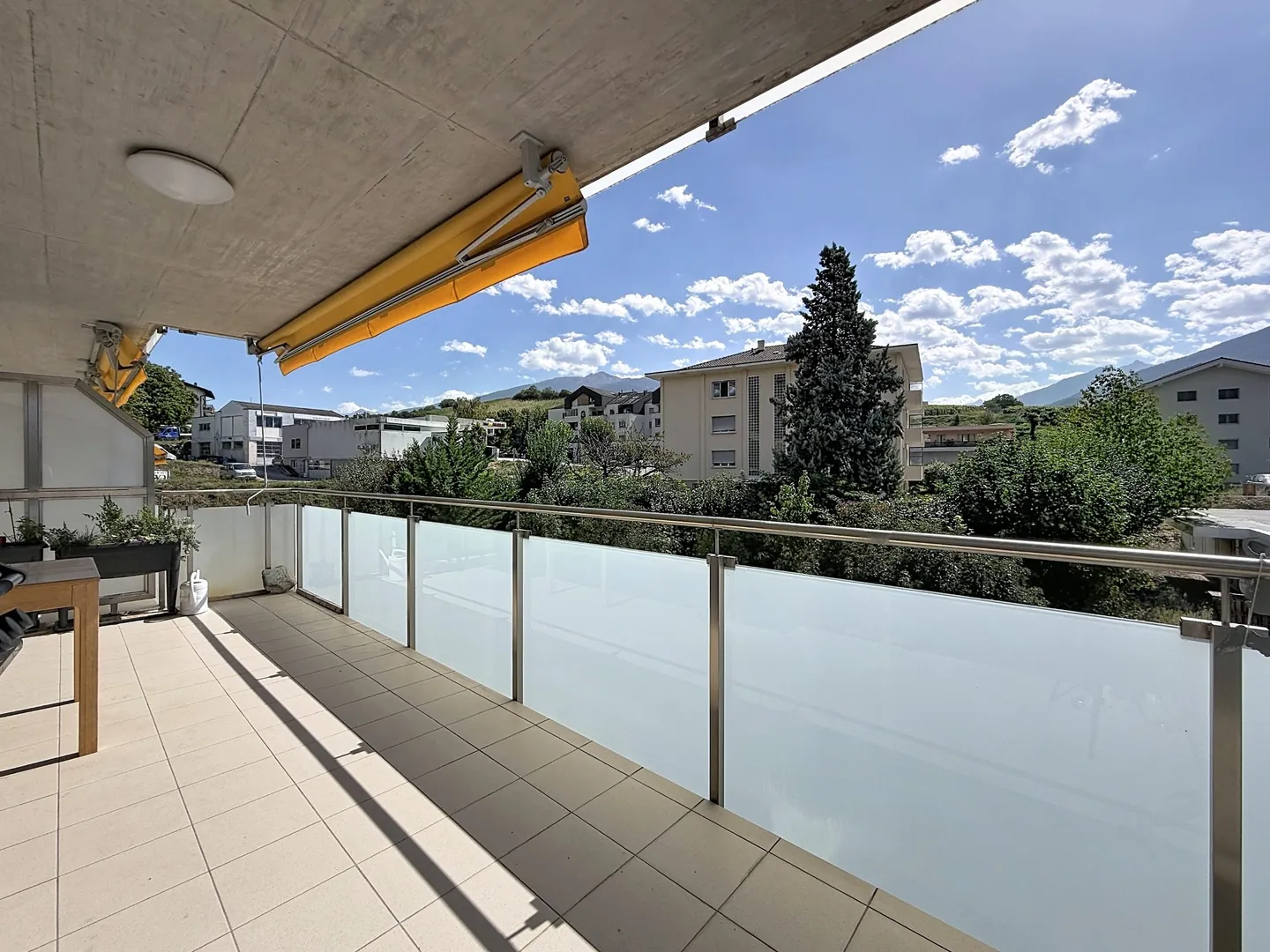 Superbo appartamento luminoso di 4.5 locali con balcone a Grimisuat - Vicino ai servizi - Foto 8 di 13