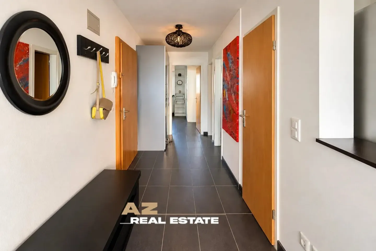 Panoramic view of Lake Geneva for this 3.5-room apartment in Belmont-sur-Lausanne - Photo 6 of 13