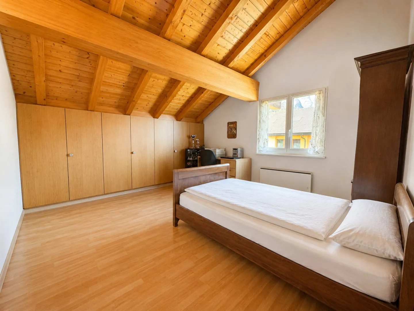 VILLA INDIVIDUALE DI 5.5 LOCALI CON GIARDINO E VERANDA A SAXON - Foto 10 di 12