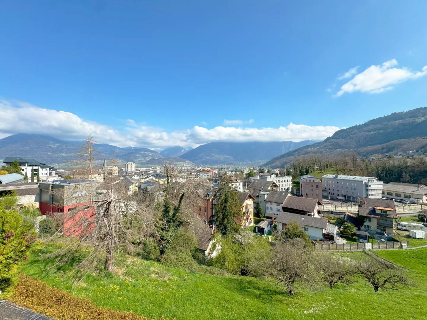VILLA CON VISTA PANORAMICA NEL CUORE DI MONTHEY - Foto 4 di 7
