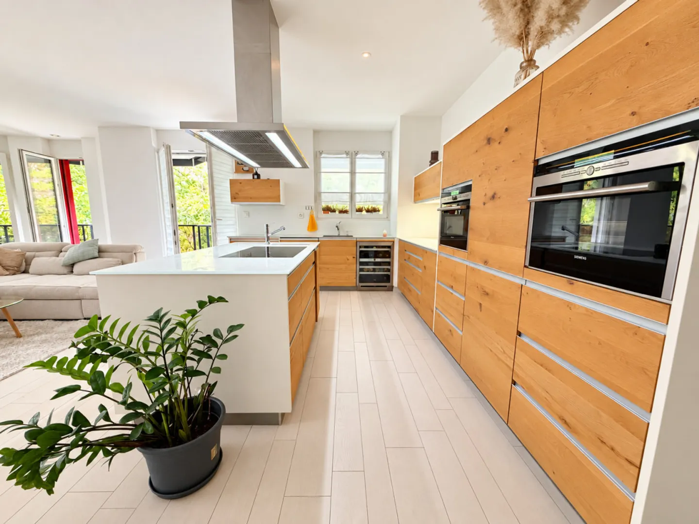 AUSGEZEICHNETE WOHNUNG 4.5P MIT UNABHÄNGIGEM STUDIO - BEGEHRTE GEGENDE DER FUSION, MARTIGNY - Foto 8 von 13