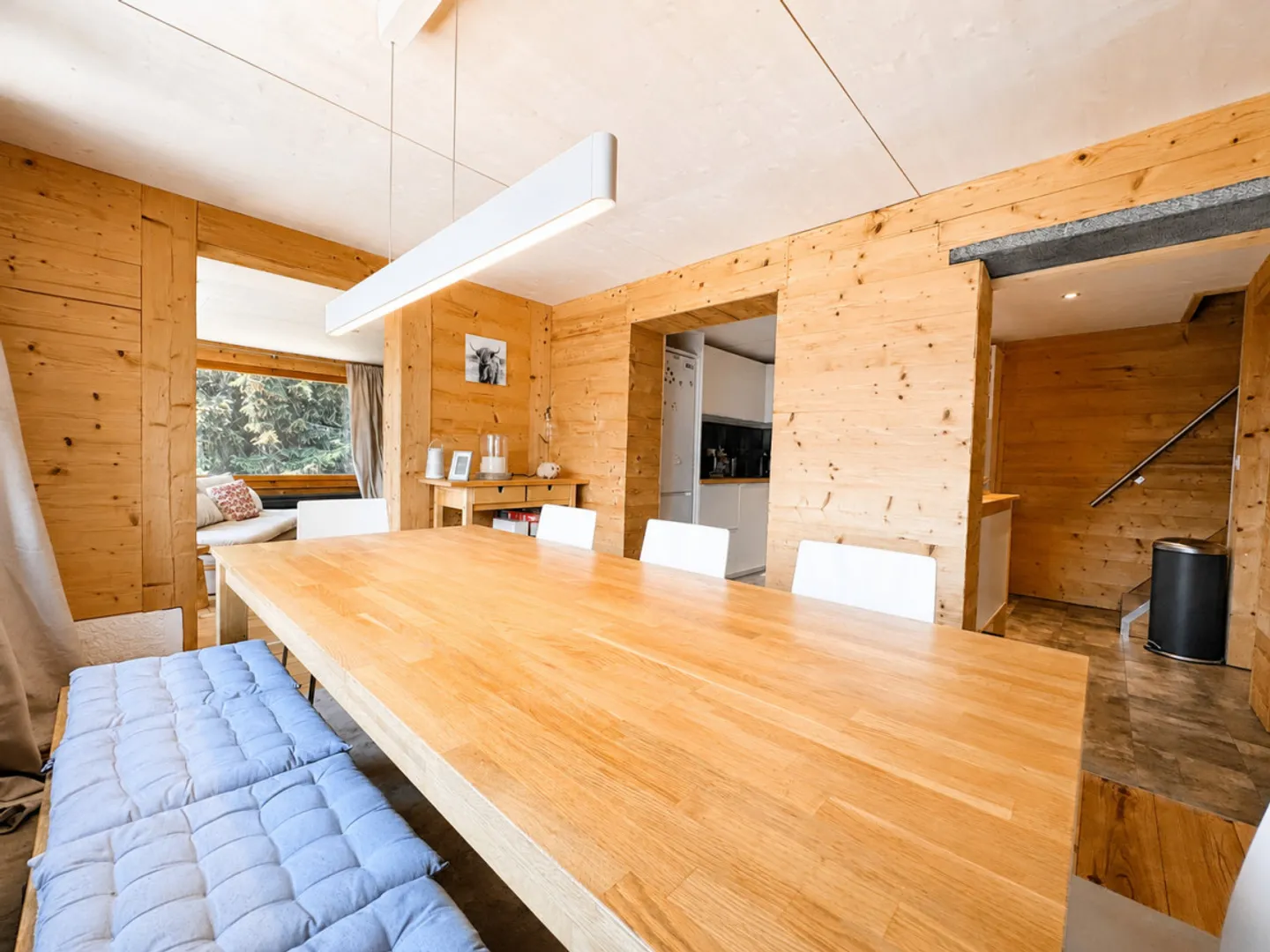 MAGNIFICENT RENOVATED CHALET – SECONDARY RESIDENCE &amp; SALES TO FOREIGNERS AUTHORIZED - Photo 8 of 12
