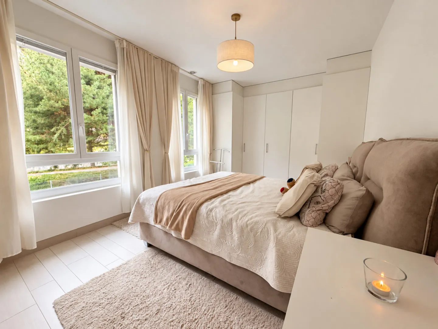 AUSGEZEICHNETE WOHNUNG 4.5P MIT UNABHÄNGIGEM STUDIO - BEGEHRTE GEGENDE DER FUSION, MARTIGNY - Foto 10 von 13