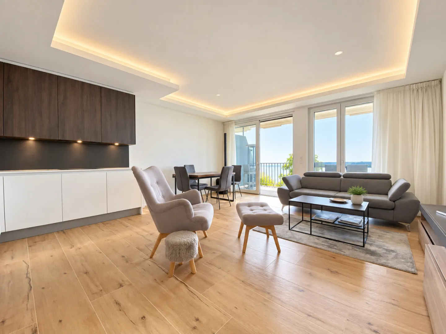 WOHNUNG MIT PANORAMABLICK AUF DEN GENFERSEE - MÖBLIERT VERKAUFT - Foto 1 von 6