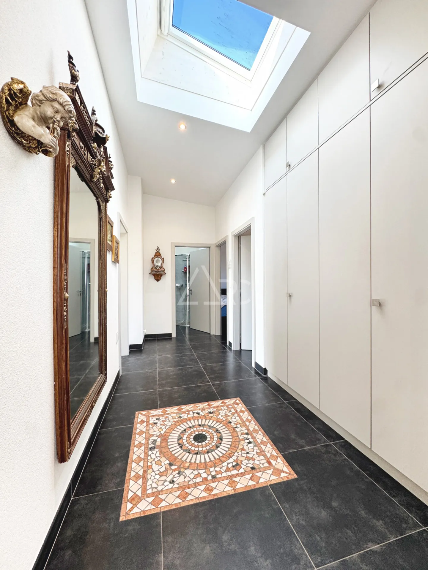 DACHGESCHOSS MIT PANORAMABLICK IM HERZEN VON FULLY - Foto 12 von 13