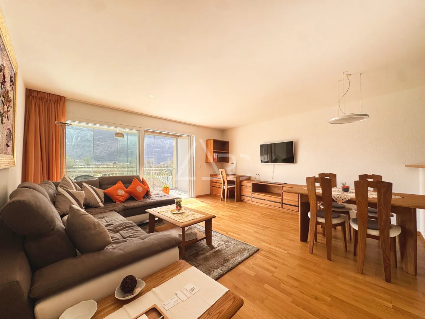 2.5-ROOM APARTMENT IN BAINS DE SAILLON - SOLD FURNISHED WITH VERANDA - Photo 2 of 6