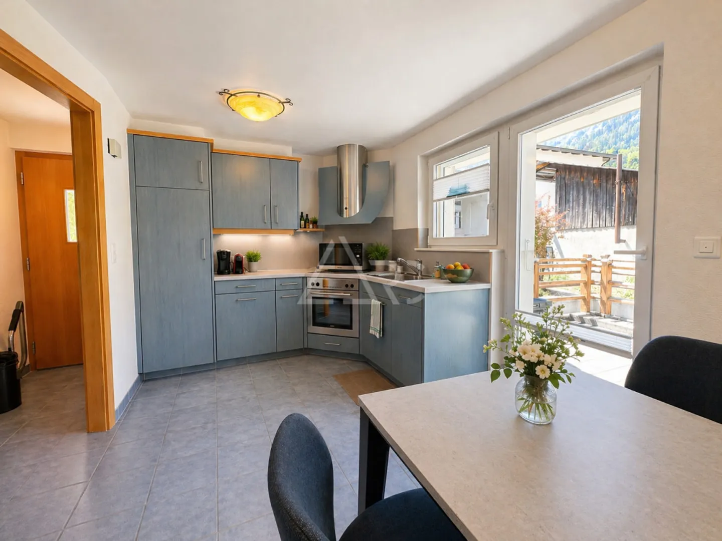 EINZELVILLA IN EXZELLENTEM ZUSTAND – RUHIG, DOPPELGARAGE & SEKUNDÄRWOHNUNG - Foto 6 von 8