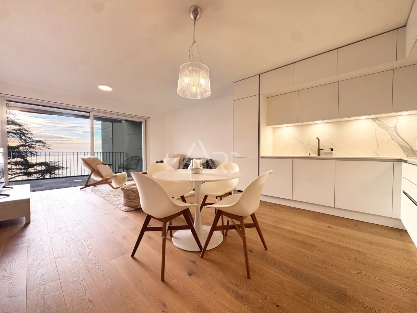 SPACIOUS 3.5P. OFFERING A BREATHTAKING VIEW! - Photo 1 of 10