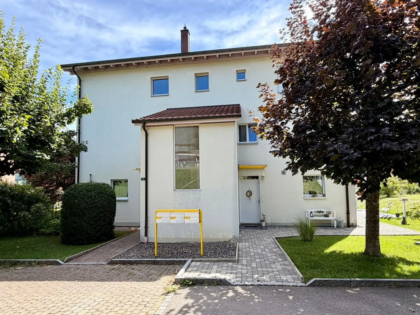 Bel attique avec balcon - Photo 2 sur 11