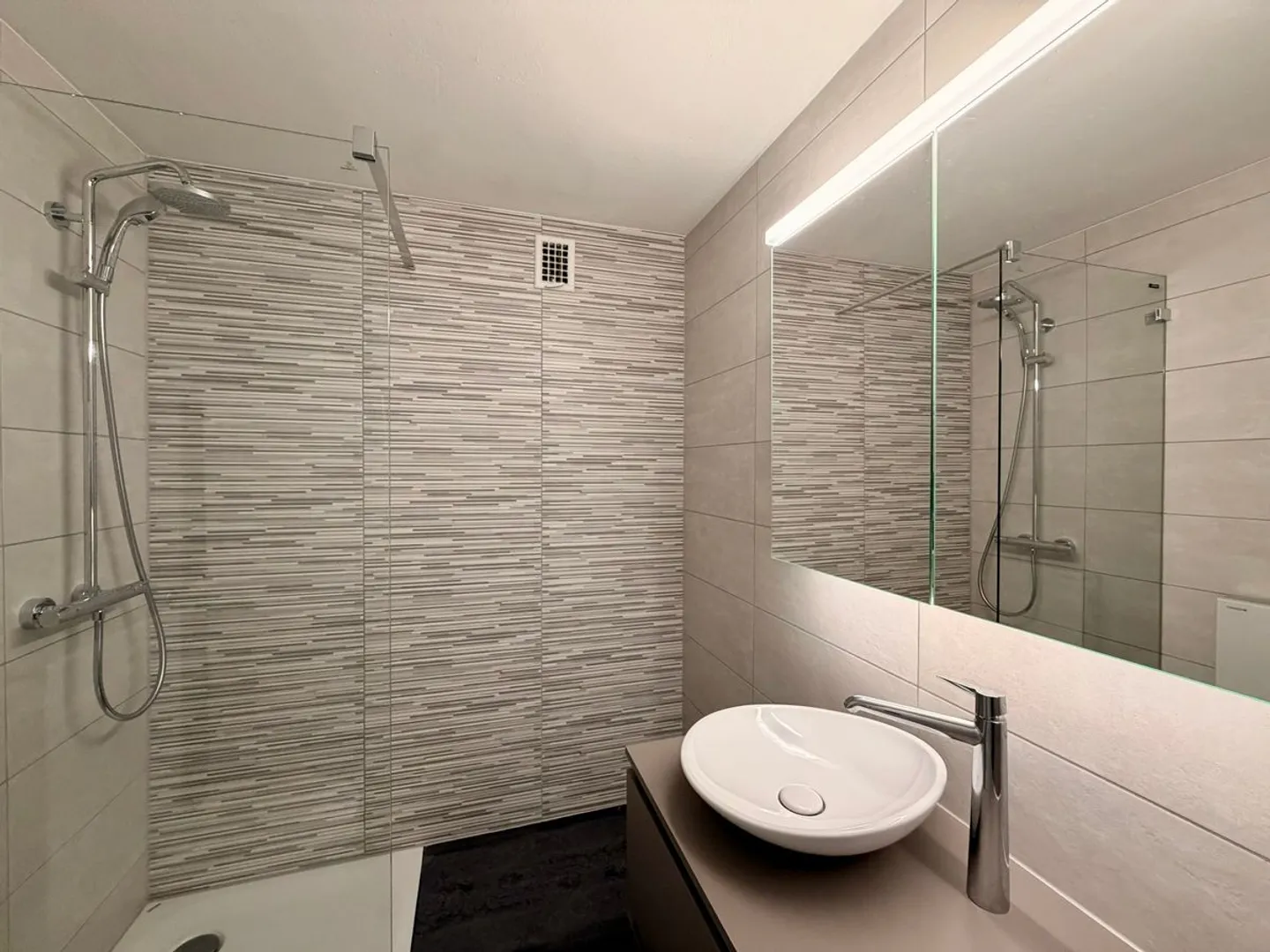 Magnificent 4.5-room apartment in PPE - Photo 4 of 5
