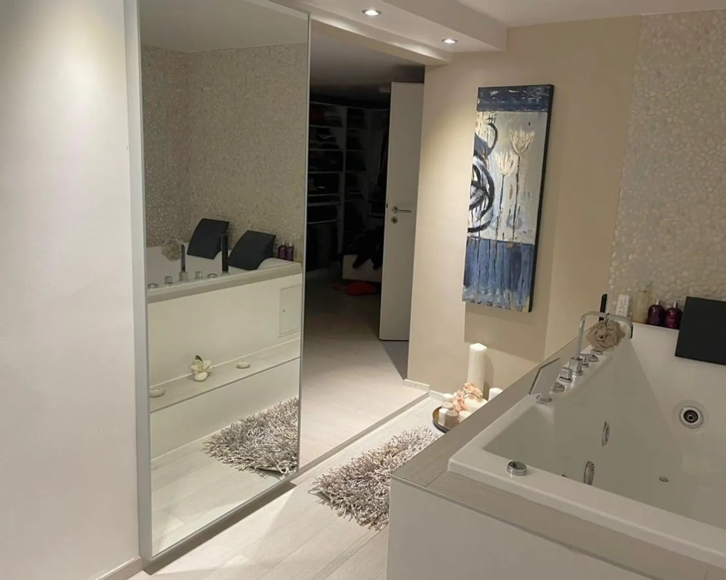 High-end individual villa in Penthalaz - Photo 7 of 8