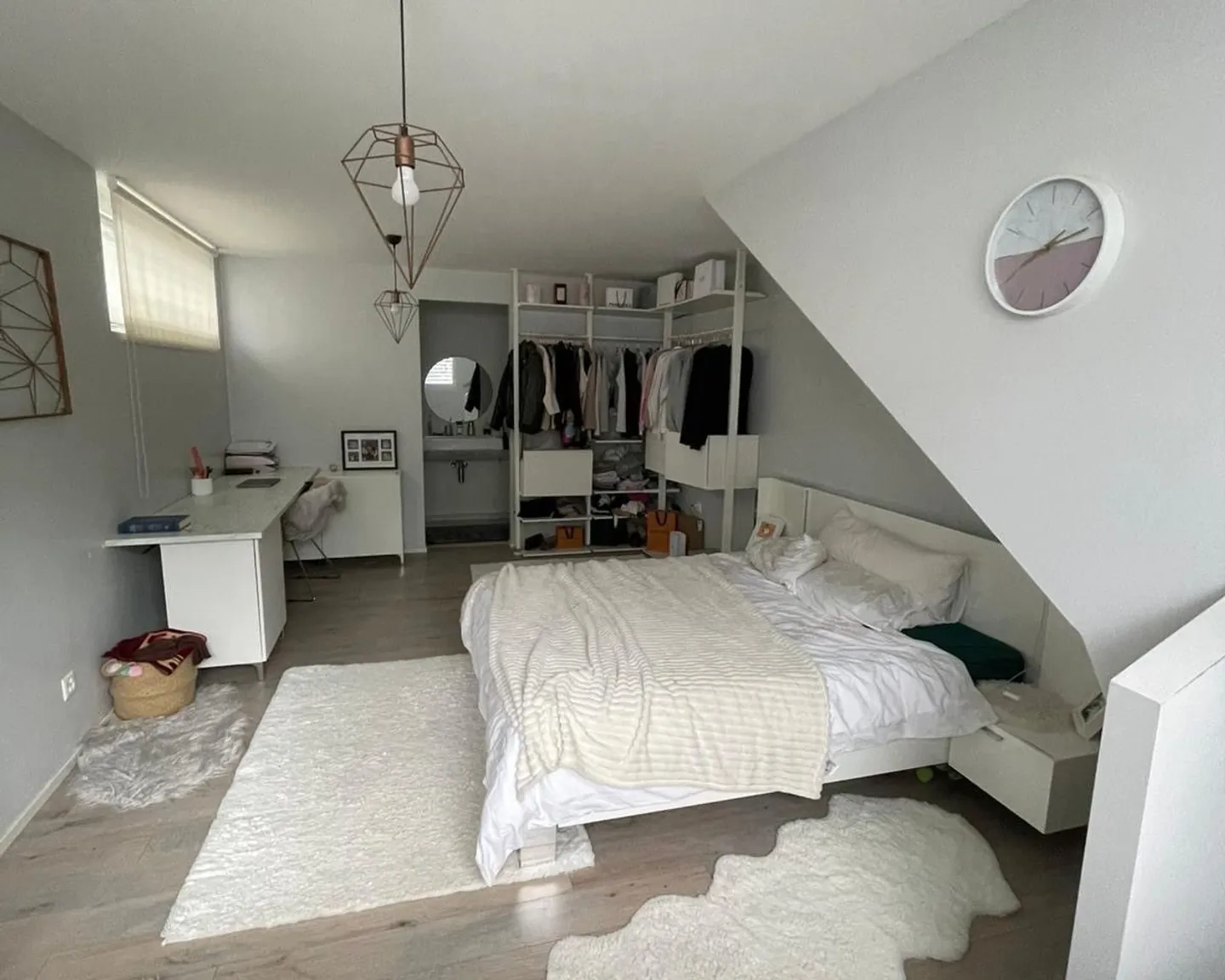 High-end individual villa in Penthalaz - Photo 6 of 8