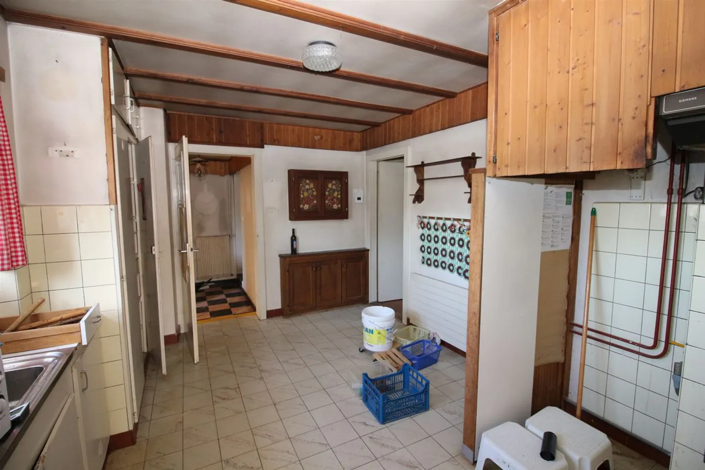 Individual villa to renovate! - Photo 6 of 9