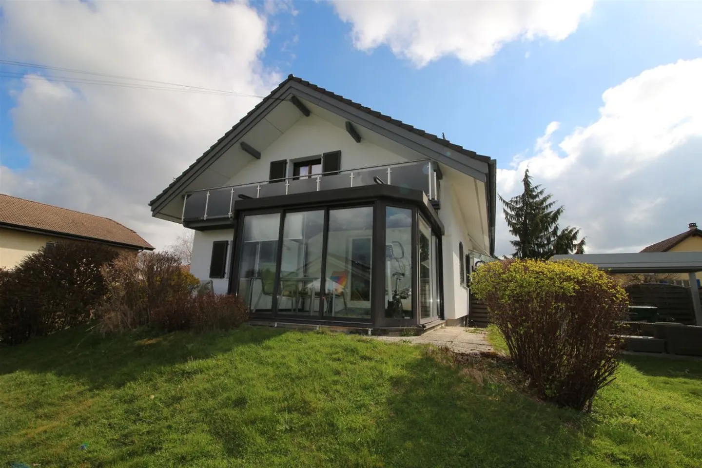 Belle villa individuelle avec piscine et grand jardin - Photo 10 of 12