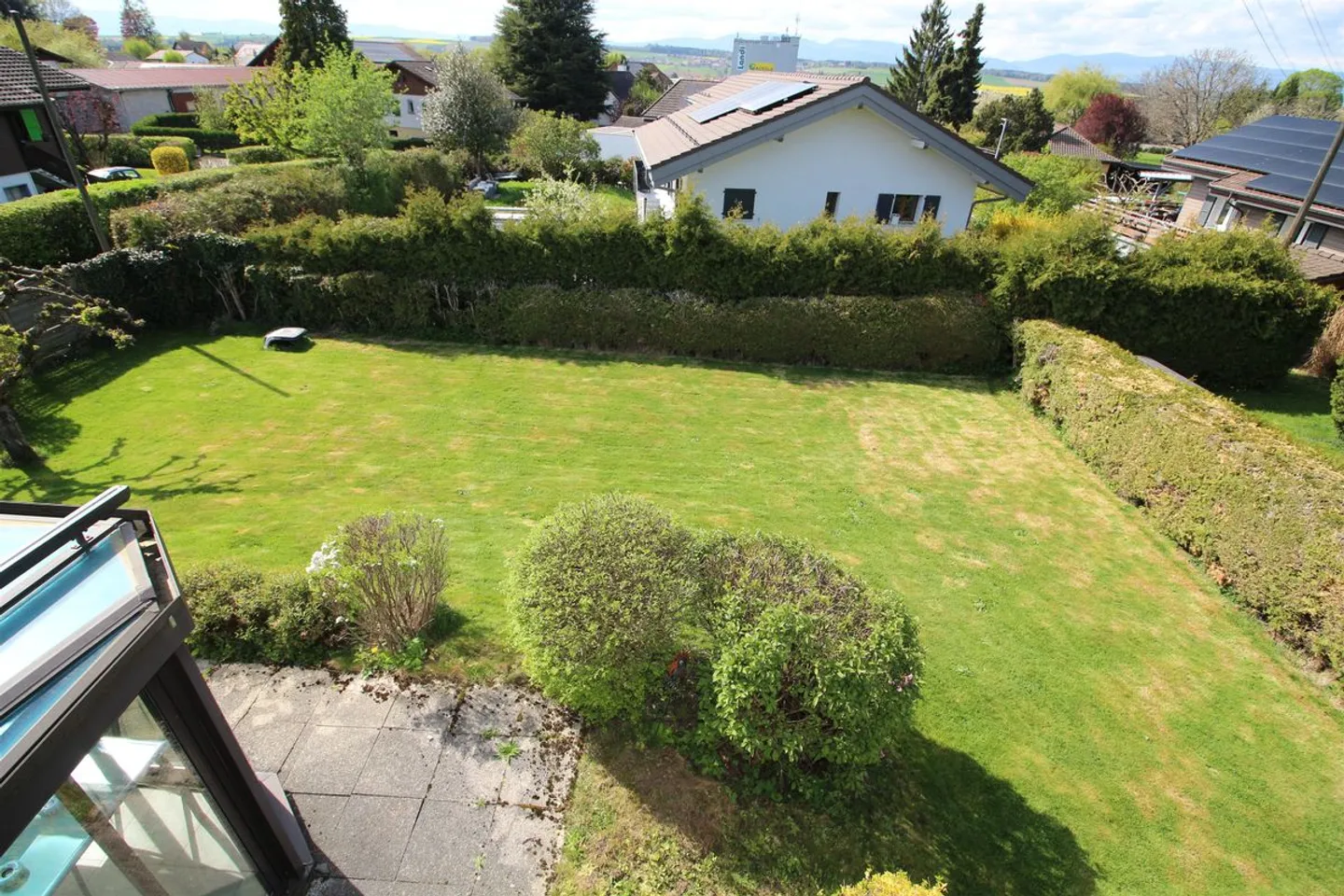 Bella villa indipendente con piscina e grande giardino - Foto 10 di 10