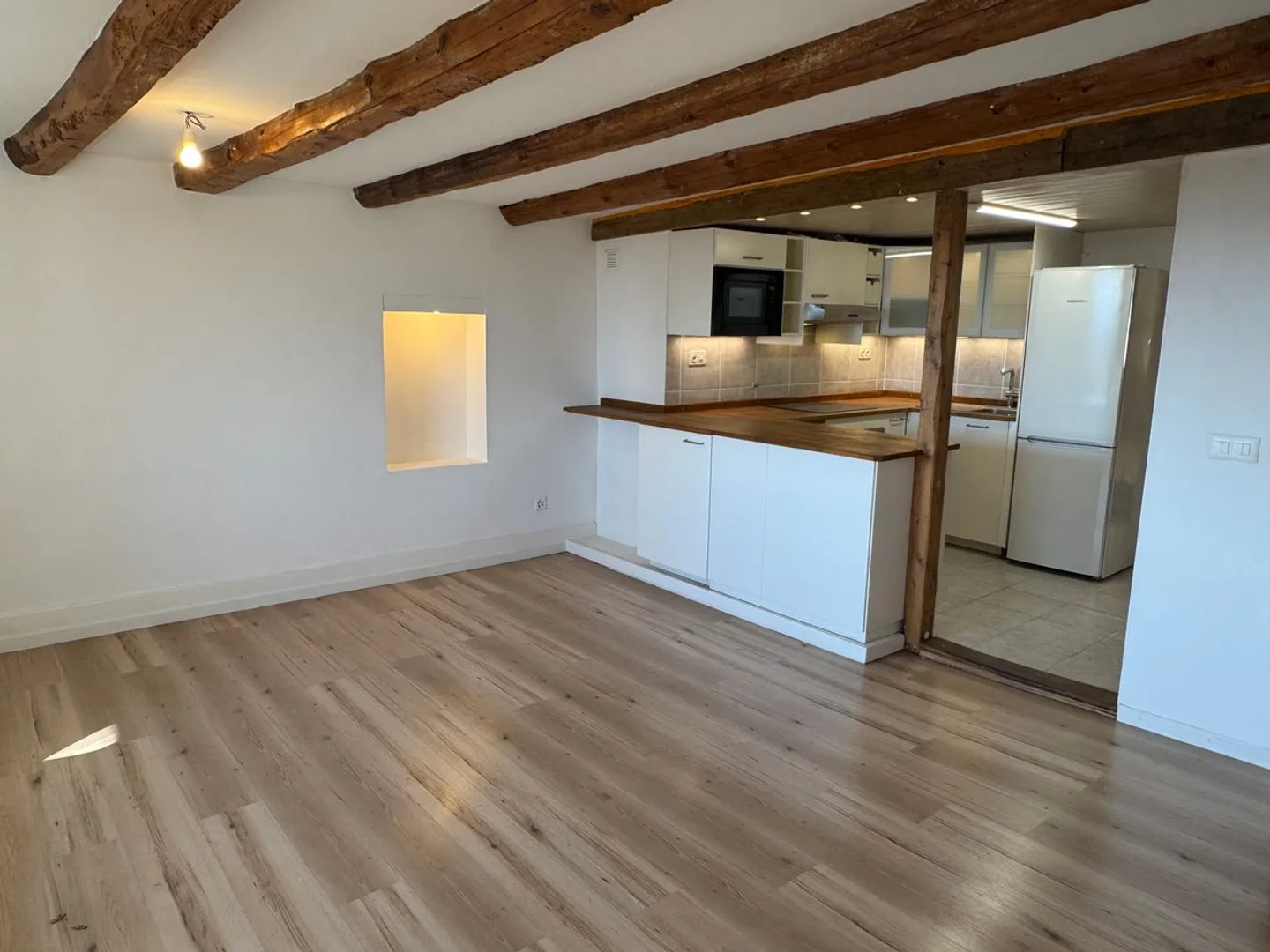 Atypisches Gebäude in Orbe - Foto 1 von 7