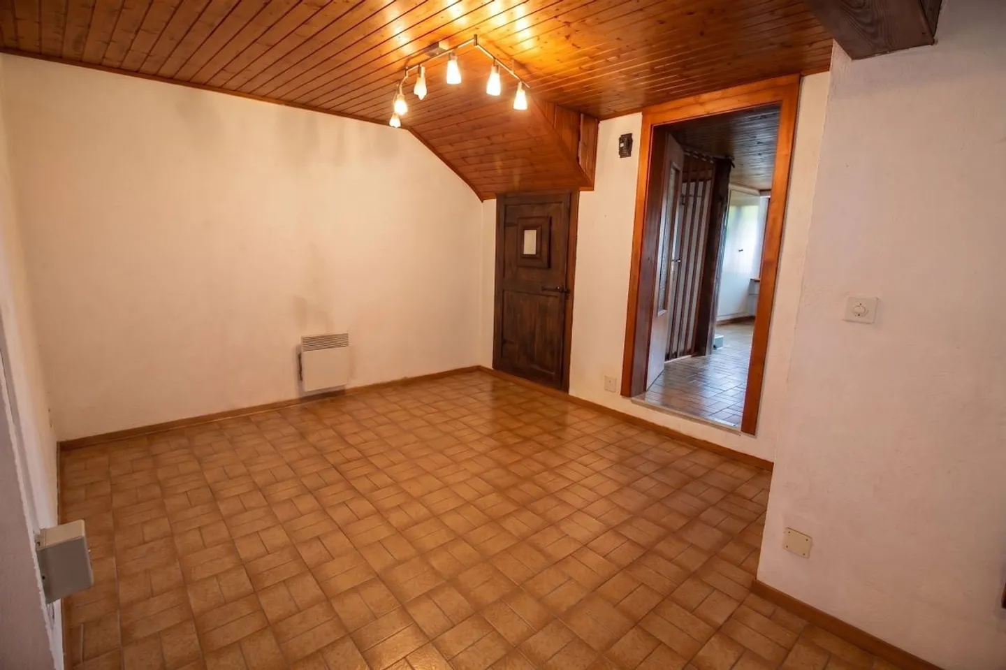 Opportunité de Rénovation à Bercher - Photo 3 sur 11