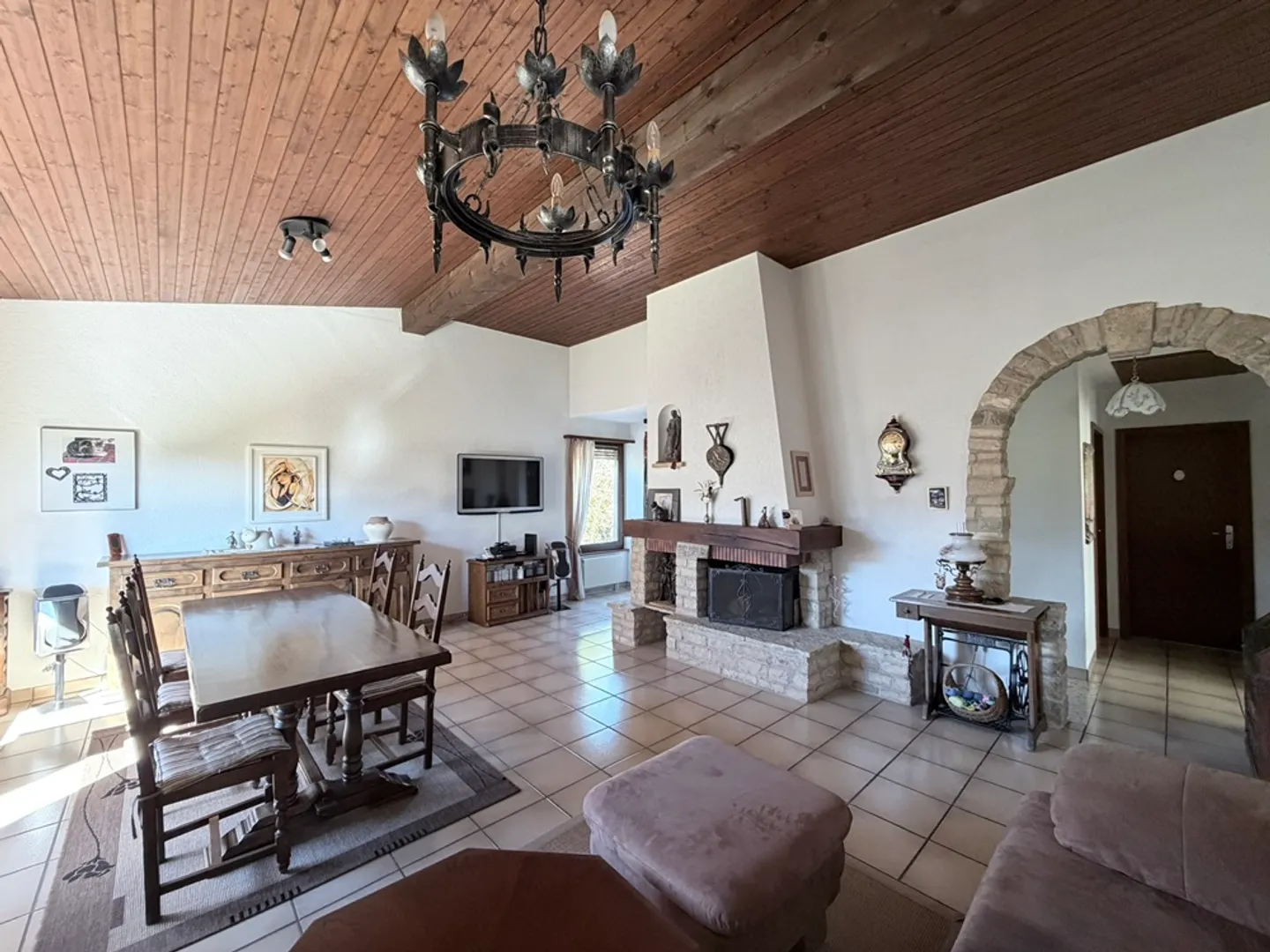 Maison Familiale avec Jardin Spacieux - Photo 11 sur 13