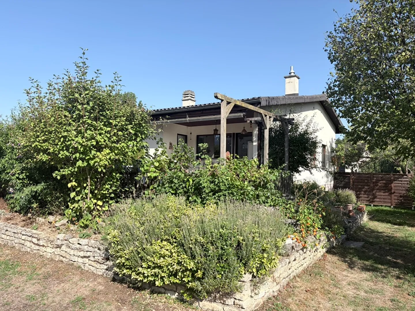 Maison Familiale avec Jardin Spacieux - Photo 3 sur 13