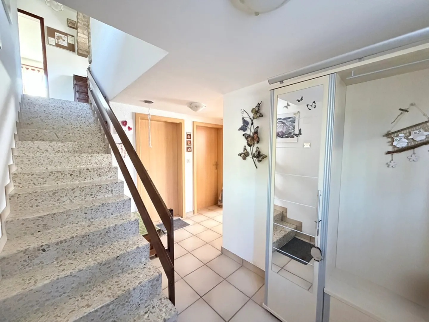 Maison Familiale avec Jardin Spacieux - Photo 6 sur 13