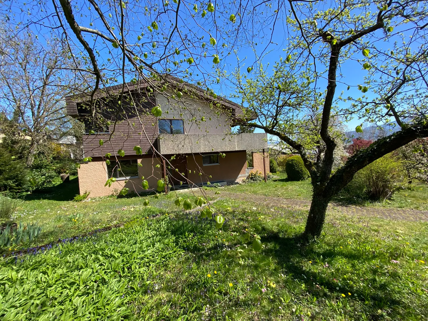 Villa, Delémont - 895000 - Foto 1 von 13