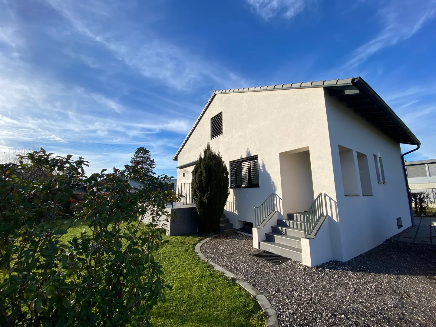 Maison Charmante avec Terrasse - Photo 1 sur 13