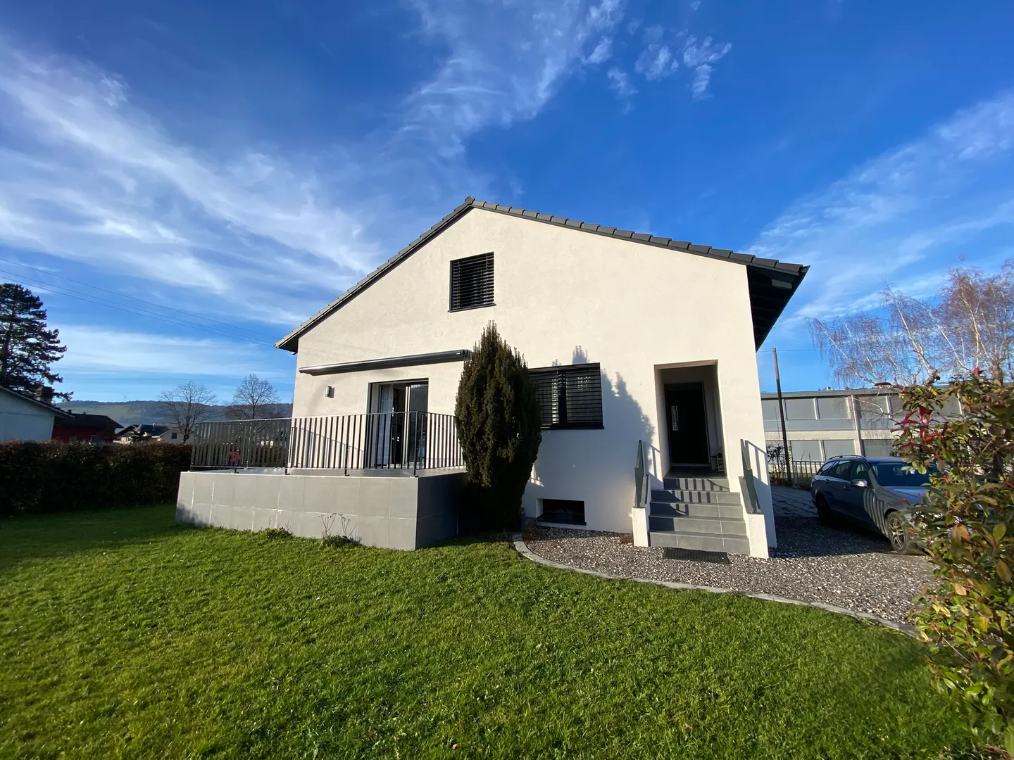 Maison Charmante avec Terrasse - Photo 1 sur 13