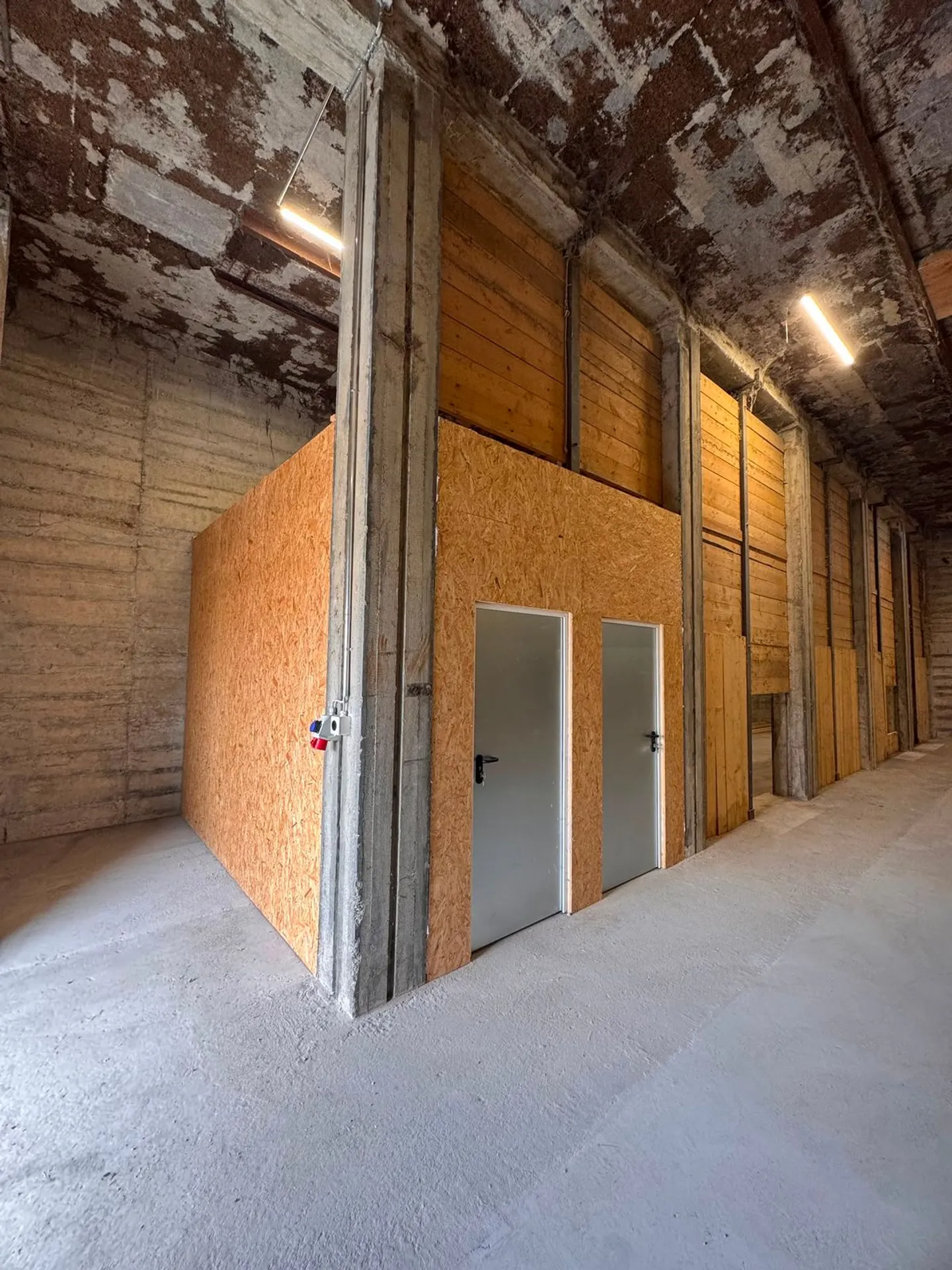 Chénens (FR) - Halles de stockage, box individuels et parking à louer, dès CHF 70.-/mois - Photo 8 sur 12